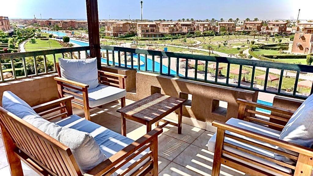 Chalet Marina Wadi Degla Families Only Pool View 2Nd Floor 6 Adults Айн Сохна Екстериор снимка